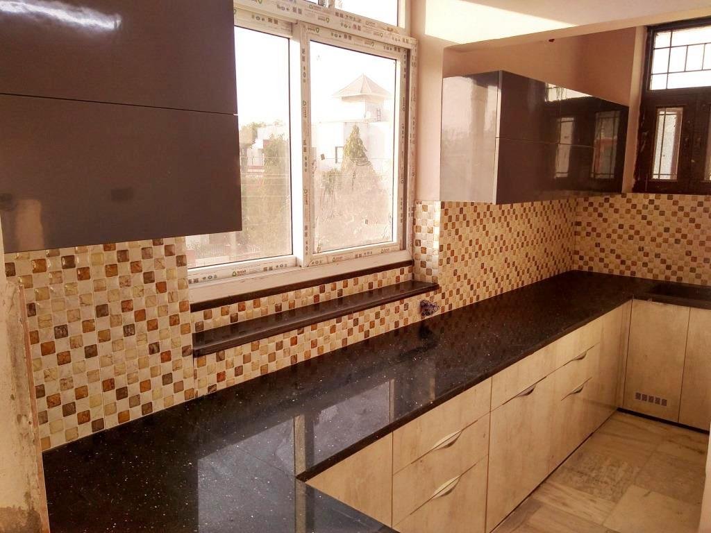 Modular Kitchen Cabinets in Jaipur (15)