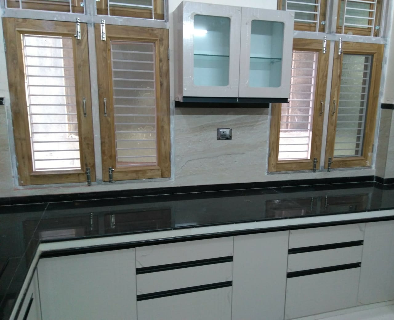 modular-kitchen-setup-jaipur-1