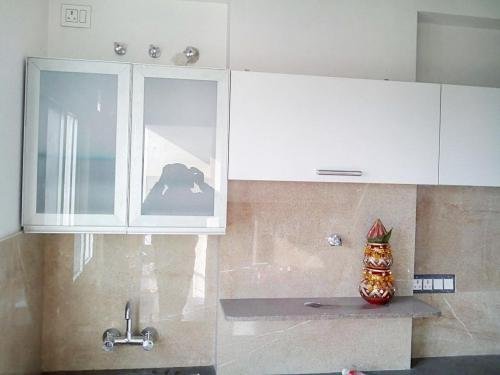 Modular-Kitchen-Cabinets-in-Jaipur-8